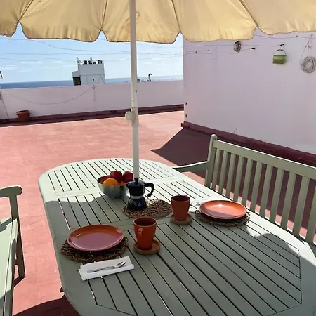 Casa Evan El Charco 阿雷西费