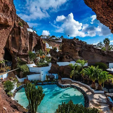 Casa Evan El Charco 阿雷西费